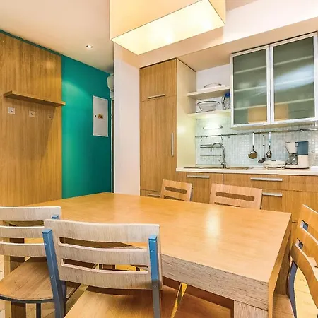 Διαμέρισμα Nice In With Sauna, Wifi And Swimming Pool