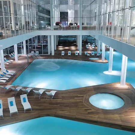 Διαμέρισμα Nice In With Sauna, Wifi And Swimming Pool
