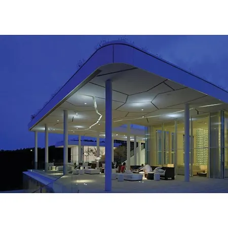 Διαμέρισμα Nice In With Sauna, Wifi And Swimming Pool