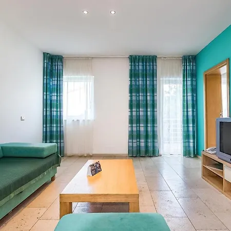 Διαμέρισμα Nice In With Sauna, Wifi And Swimming Pool *