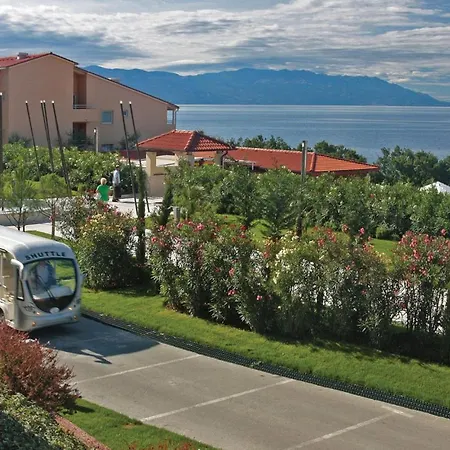 Nice In With Sauna, Wifi And Swimming Pool * Novi Vinodolski